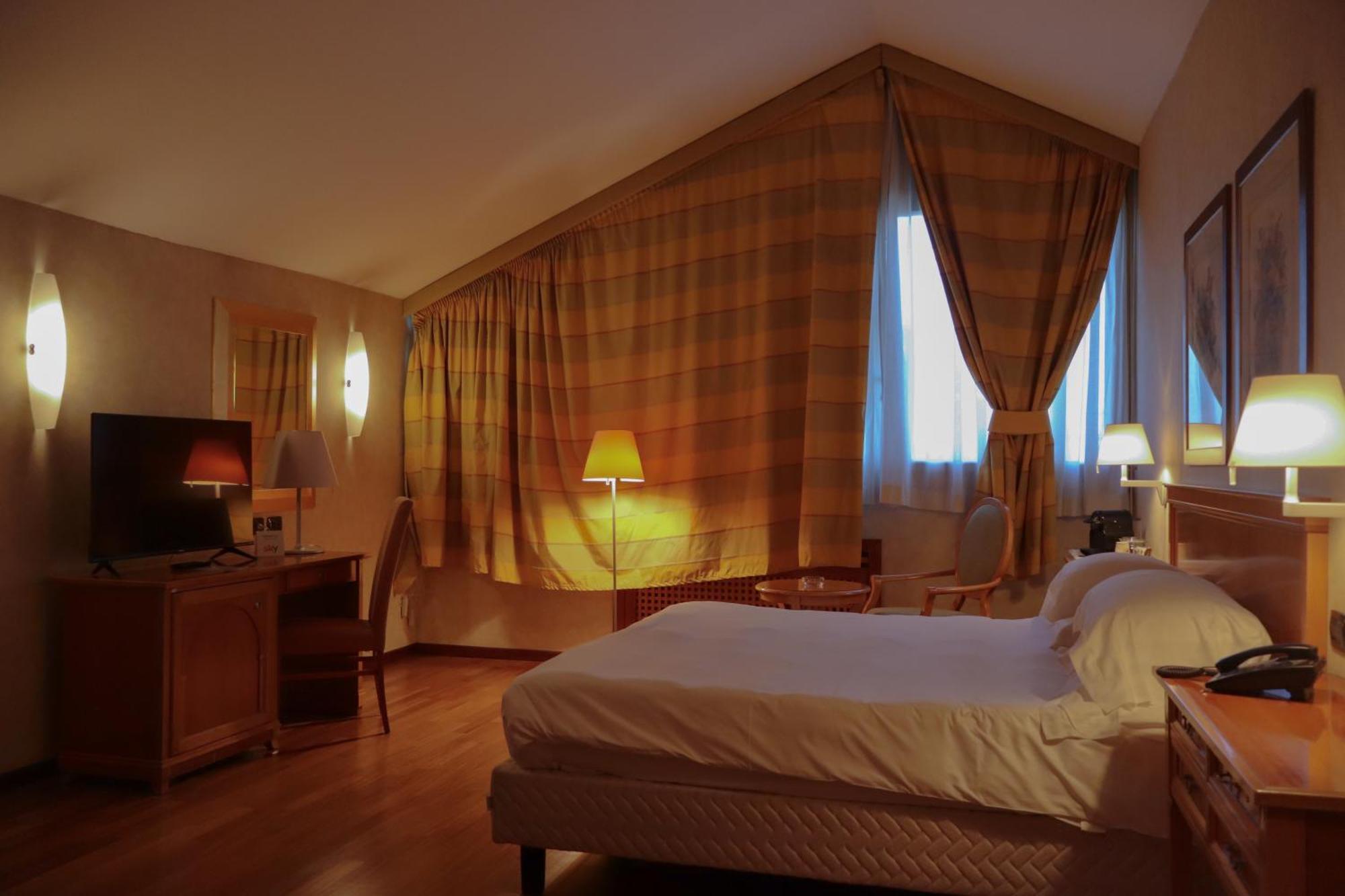 Pregnana Milanese Monica Hotel Fiera מראה חיצוני תמונה