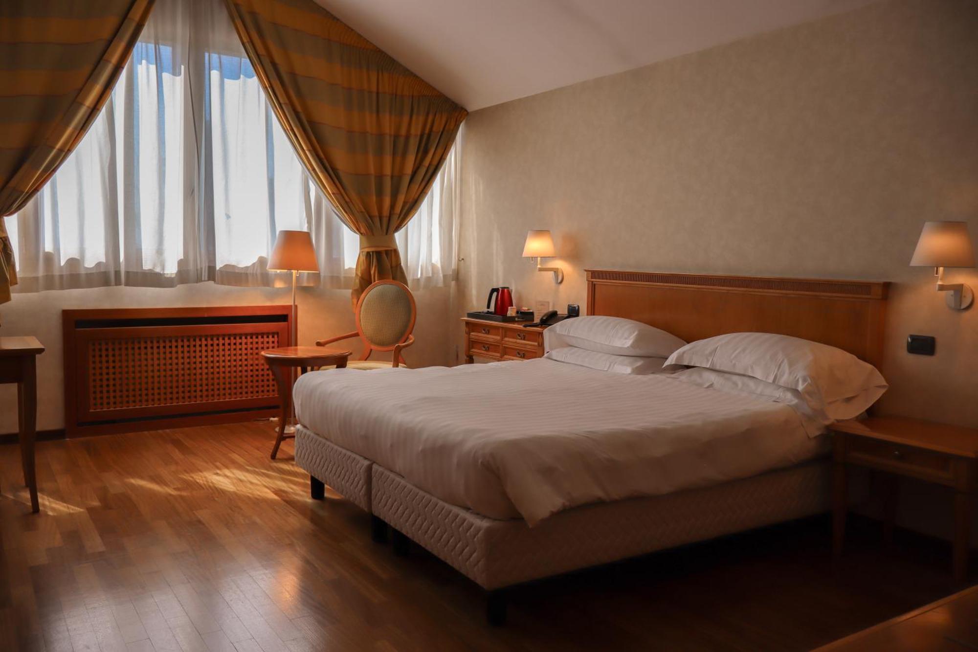 Pregnana Milanese Monica Hotel Fiera מראה חיצוני תמונה