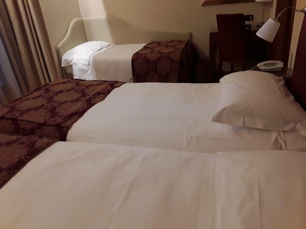 Pregnana Milanese Monica Hotel Fiera מראה חיצוני תמונה